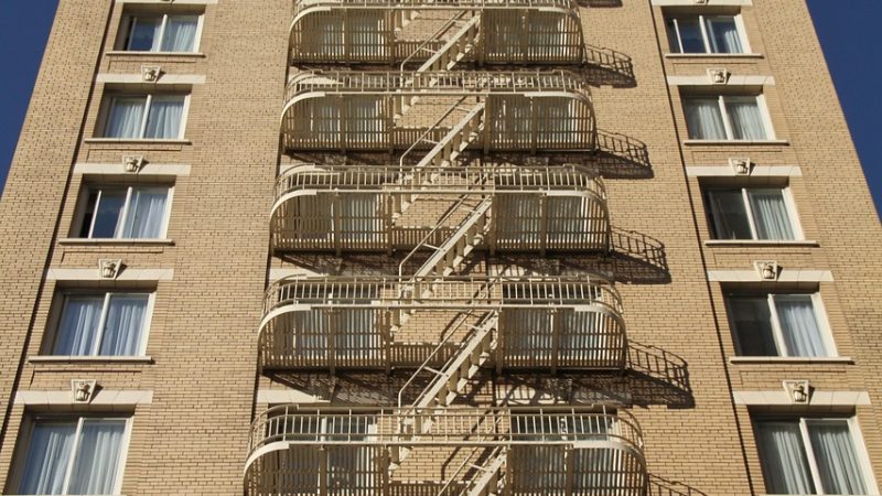 Dinas Damkar Metro: Melindungi Warga dari Ancaman Kebakaran